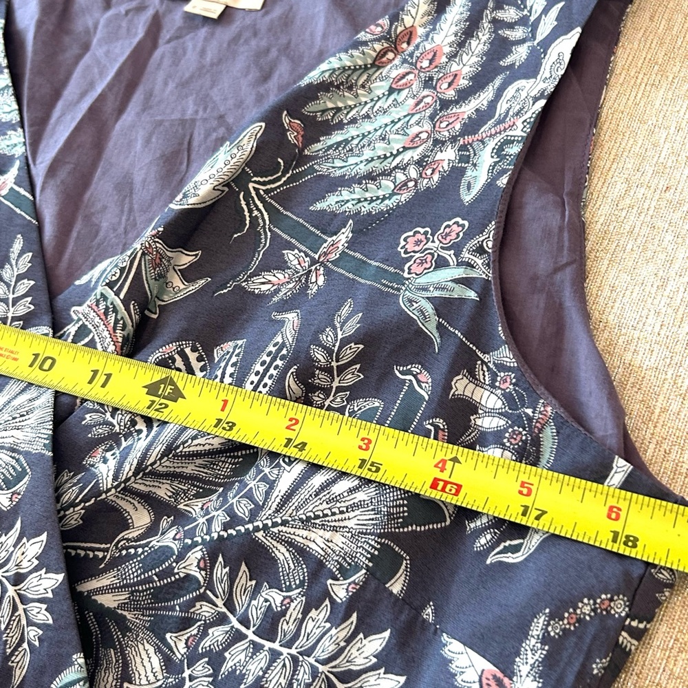 Loft Floral Romper Crossover V-Neck Sleeveless Versatile Waist Tie Size 8 - Picture 8 of 10